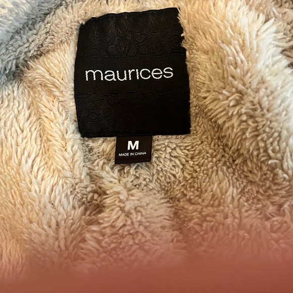 Maurices Black and Tan Sherpa Vest - Picture 5 of 5